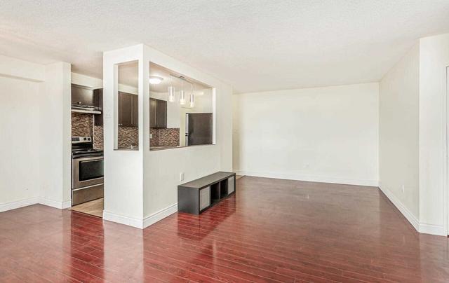614 - 1950 Kennedy Rd, Condo with 3 bedrooms, 1 bathrooms and 1 parking in Toronto ON | Image 4