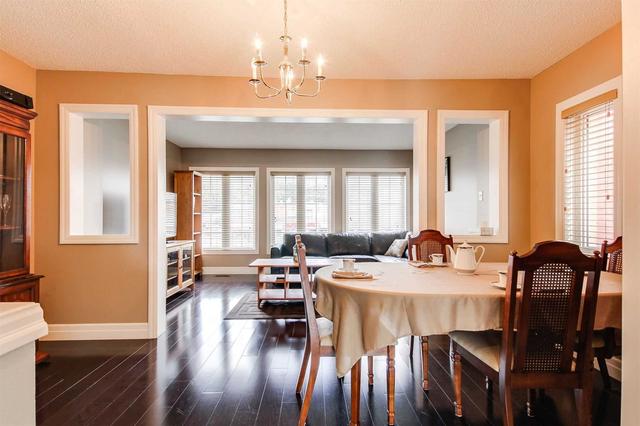128 Via Cassia Dr, House detached with 3 bedrooms, 3 bathrooms and 4 parking in Toronto ON | Image 11