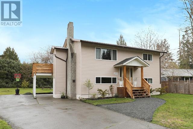 2716 Virginia Dr, House detached with 4 bedrooms, 2 bathrooms and 3 parking in Comox Valley B (Lazo North) BC | Image 35