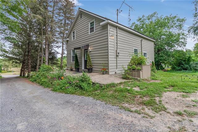 20 Stewart Street, House detached with 3 bedrooms, 1 bathrooms and 2 parking in Rideau Lakes ON | Image 27