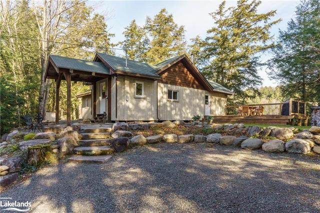 3117 Limberlost Road, House detached with 3 bedrooms, 1 bathrooms and 10 parking in Lake of Bays ON | Image 6