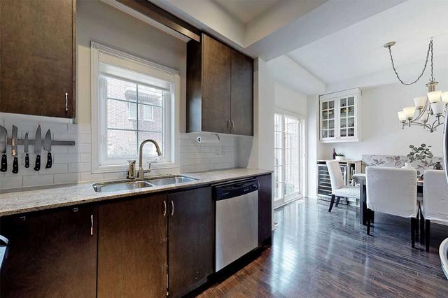 th118 - 107 The Queensway Ave, Townhouse with 3 bedrooms, 3 bathrooms and 2 parking in Toronto ON | Image 6