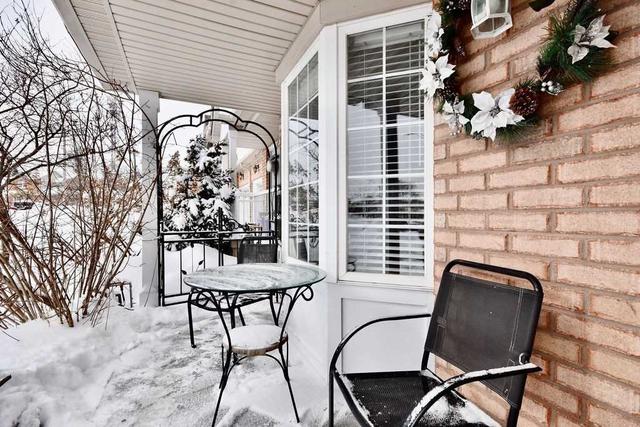 39 Trevino Circ, House attached with 3 bedrooms, 3 bathrooms and 3 parking in Barrie ON | Image 20