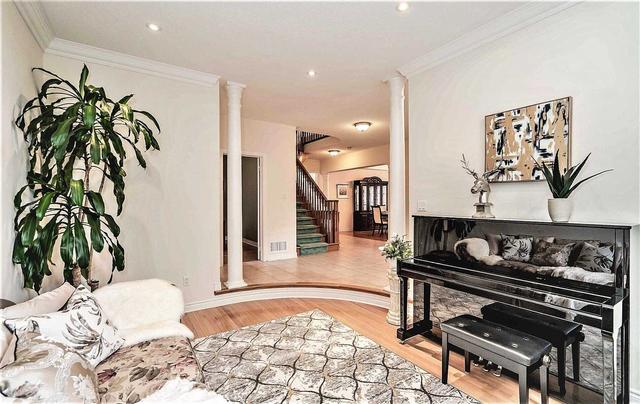 2360 Presquile Dr, House detached with 4 bedrooms, 4 bathrooms and 4 parking in Oakville ON | Image 19