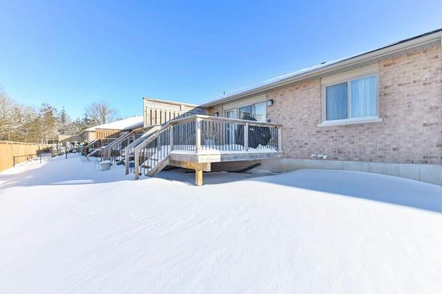 100 Spruce Gardens Crt, House attached with 2 bedrooms, 3 bathrooms and 6 parking in Belleville ON | Image 21