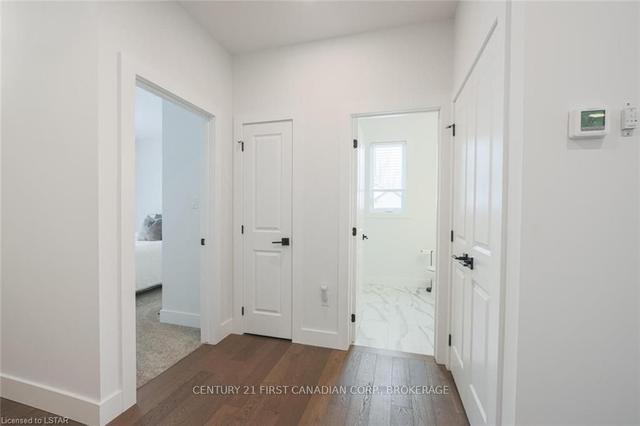 51 - 22701 Adelaide Rd, House detached with 2 bedrooms, 2 bathrooms and 2 parking in Strathroy Caradoc ON | Image 5