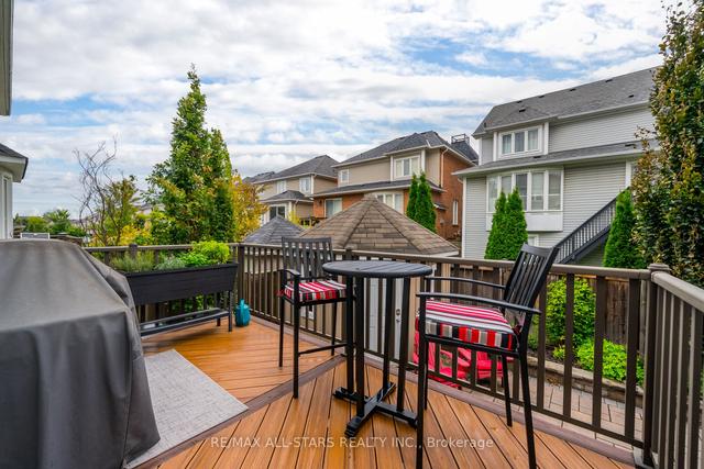 8 Strandmore Circ, House detached with 3 bedrooms, 3 bathrooms and 4 parking in Whitby ON | Image 27