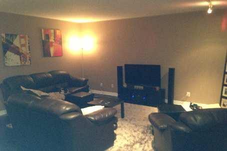 uph 204 - 797 Don Mills Rd, Condo with 1 bedrooms, 1 bathrooms and 1 parking in Toronto ON | Image 2