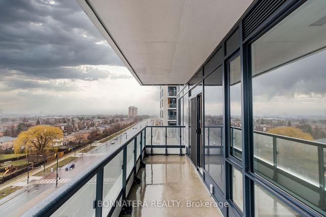 909 - 7950 Bathurst St, Condo with 2 bedrooms, 2 bathrooms and 1 parking in Vaughan ON | Image 2