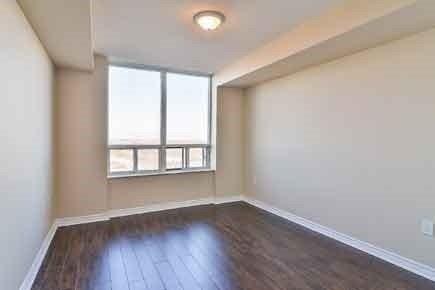 1003 - 55 Strathaven Dr, Condo with 1 bedrooms, 1 bathrooms and 1 parking in Mississauga ON | Image 4