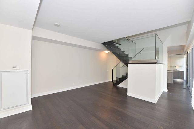 411 - 1815 Yonge St, Townhouse with 3 bedrooms, 3 bathrooms and 2 parking in Toronto ON | Image 24
