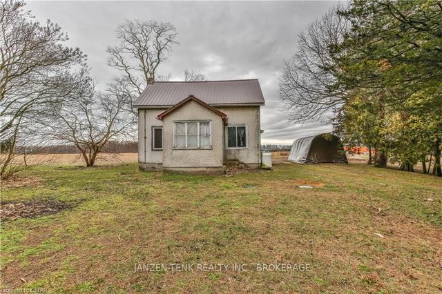 327 2nd Concession Rd Enr, House detached with 3 bedrooms, 1 bathrooms and 6 parking in Norfolk County ON | Image 12