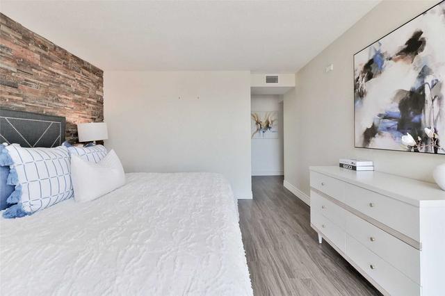 603 - 188 Spadina Ave, Condo with 3 bedrooms, 2 bathrooms and 1 parking in Toronto ON | Image 22