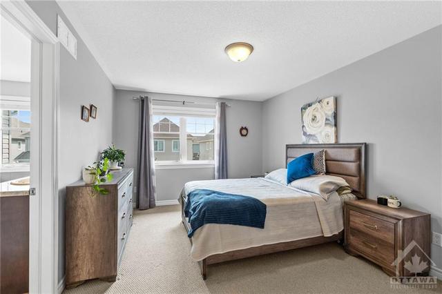 2482 Regatta Avenue, Townhouse with 3 bedrooms, 3 bathrooms and 3 parking in Ottawa ON | Image 13