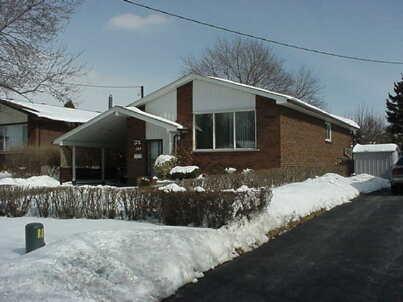 549 Tennyson Ave, House detached with 3 bedrooms, 2 bathrooms and 4 parking in Oshawa ON | Image 9