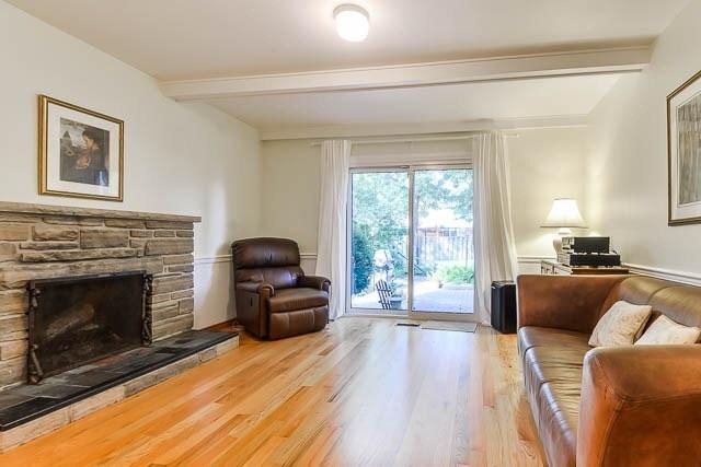 54 Beverly Glen Blvd, House detached with 4 bedrooms, 3 bathrooms and 2 parking in Toronto ON | Image 6