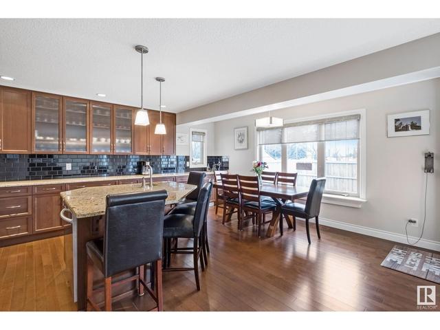 2041 Rochester Av Nw, House detached with 5 bedrooms, 4 bathrooms and null parking in Edmonton AB | Image 5