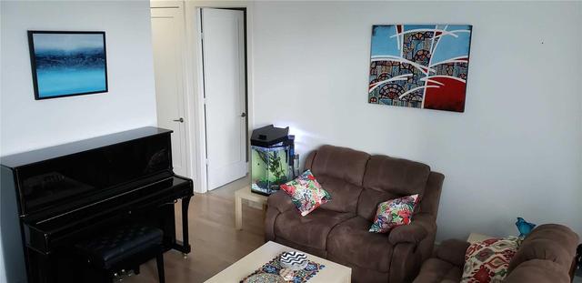 422 - 120 Homewood Ave, Condo with 2 bedrooms, 2 bathrooms and 1 parking in Toronto ON | Image 9