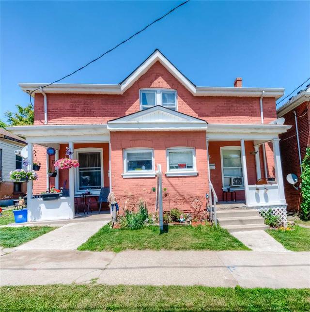 86 Marlborough St, House semidetached with 2 bedrooms, 1 bathrooms and 0 parking in Brantford ON | Image 1