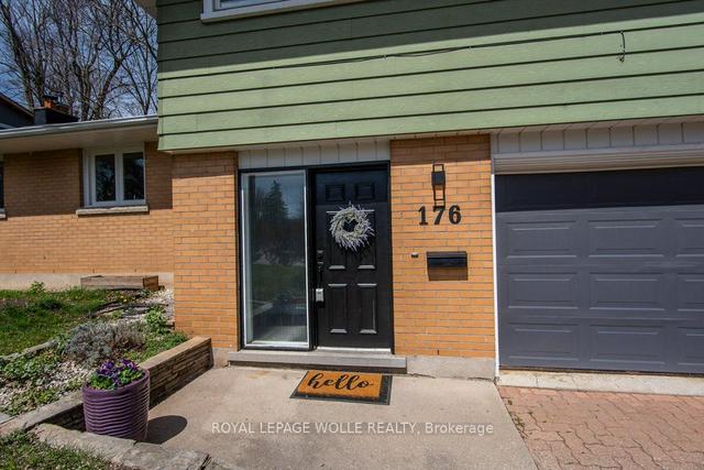 176 Greenbrook Dr, House detached with 4 bedrooms, 3 bathrooms and 4 parking in Kitchener ON | Image 34