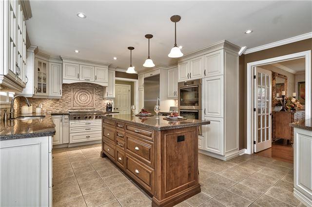 1088 Sturbridge Dr, House detached with 4 bedrooms, 4 bathrooms and 4 parking in Burlington ON | Image 6