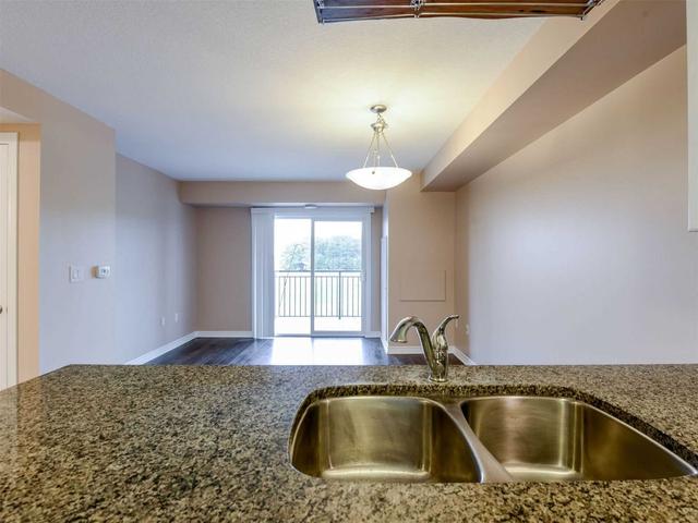 403 - 45 Kingsbury Sq, Condo with 2 bedrooms, 1 bathrooms and 1 parking in Guelph ON | Image 15