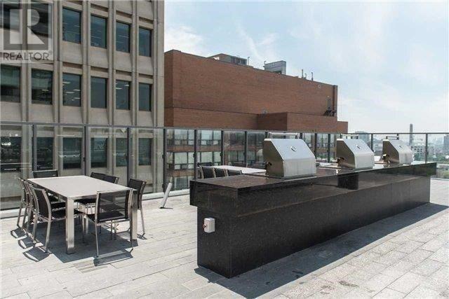 1322 - 57 St Joseph St, Condo with 1 bedrooms, 1 bathrooms and 1 parking in Toronto ON | Image 6