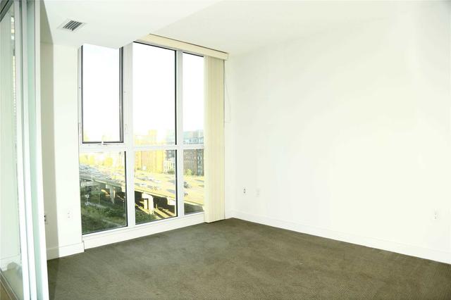 1003 - 75 Queens Wharf Rd, Condo with 1 bedrooms, 1 bathrooms and 1 parking in Toronto ON | Image 7