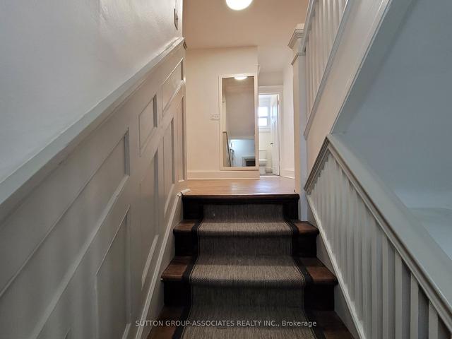 upper - 378 Spadina Rd, House detached with 4 bedrooms, 2 bathrooms and 4 parking in Toronto ON | Image 22