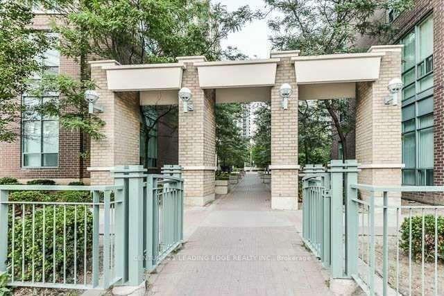 706 - 22 Olive Ave, Condo with 2 bedrooms, 1 bathrooms and 1 parking in Toronto ON | Image 4