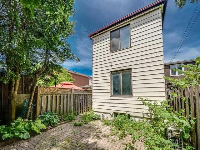 11 Lucy Ave, House detached with 3 bedrooms, 1 bathrooms and 3 parking in Toronto ON | Image 4