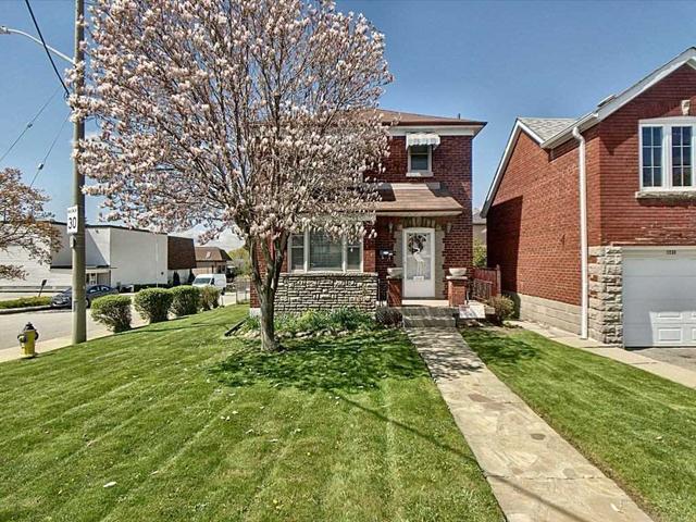 1228 Victoria Park Ave, House detached with 3 bedrooms, 2 bathrooms and 2 parking in Toronto ON | Image 1