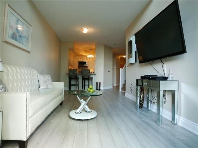 711 - 3939 Duke Of York Blvd, Condo with 1 bedrooms, 2 bathrooms and 1 parking in Mississauga ON | Image 8