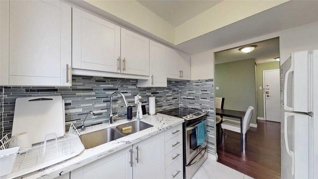 823 - 89 Mccaul St, Condo with 1 bedrooms, 1 bathrooms and 0 parking in Toronto ON | Image 24