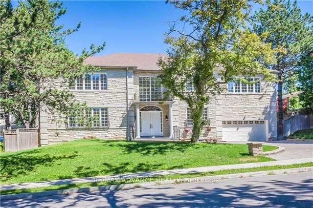 8 Shady Oaks Cres, House detached with 5 bedrooms, 7 bathrooms and 7 parking in Toronto ON | Image 12