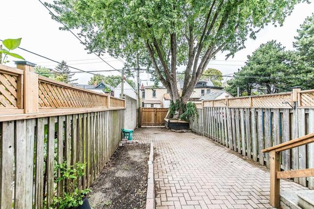 upper - 20 Golden Ave, House semidetached with 3 bedrooms, 1 bathrooms and 2 parking in Toronto ON | Image 32