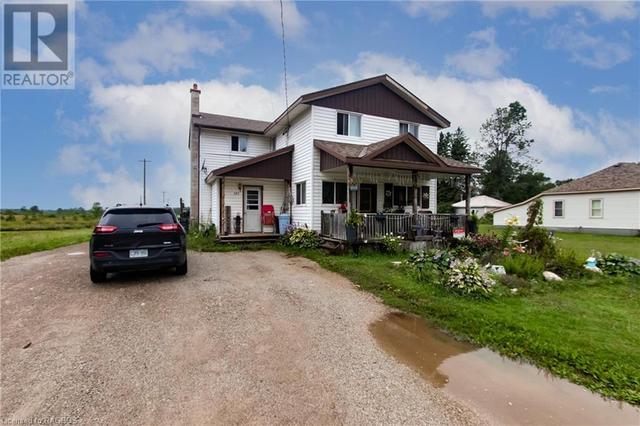 482 Dawson Street, House detached with 4 bedrooms, 2 bathrooms and 6 parking in South Bruce Peninsula ON | Card Image