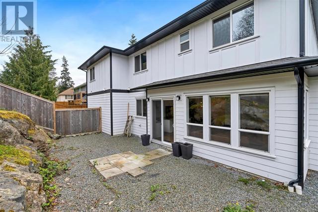 991 Ariane Gdns, House detached with 5 bedrooms, 5 bathrooms and 5 parking in Langford BC | Image 46