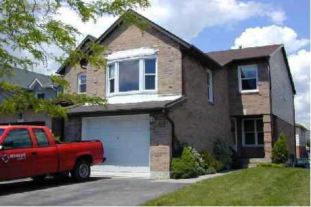 98 Ducatel Cres, House attached with 3 bedrooms, 3 bathrooms and 2 parking in Ajax ON | Image 1