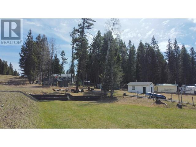 4985 Block Drive, House detached with 3 bedrooms, 2 bathrooms and null parking in Cariboo G BC | Image 7