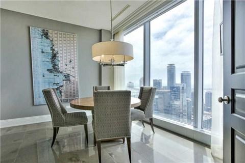4404 - 183 Wellington St W, Condo with 3 bedrooms, 3 bathrooms and 1 parking in Toronto ON | Image 10