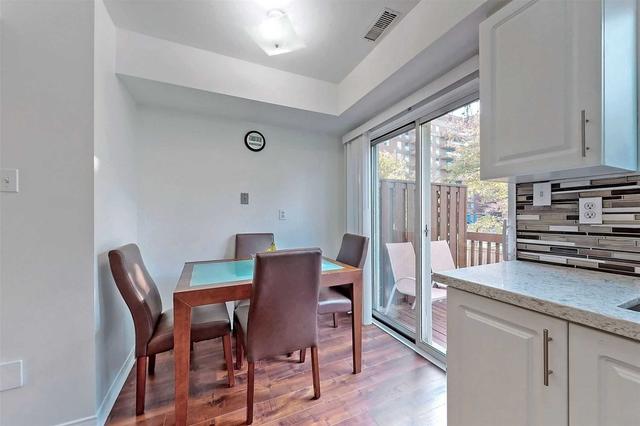 13 - 1050 Bristol Rd W, Townhouse with 3 bedrooms, 3 bathrooms and 2 parking in Mississauga ON | Image 8