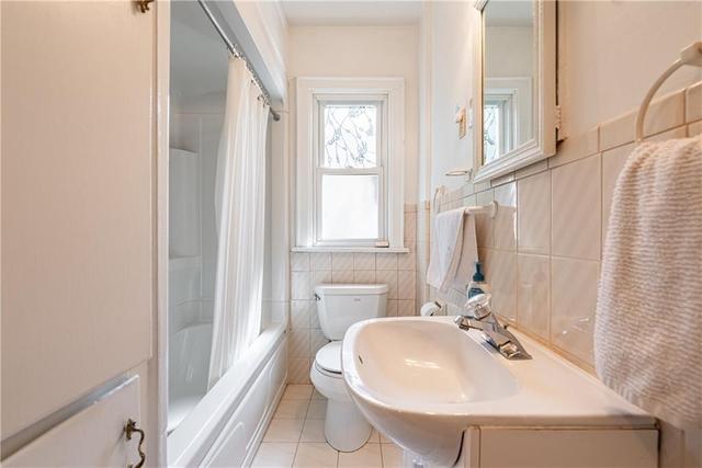 6053 Carlton Avenue, House detached with 3 bedrooms, 2 bathrooms and 6 parking in Niagara Falls ON | Image 17