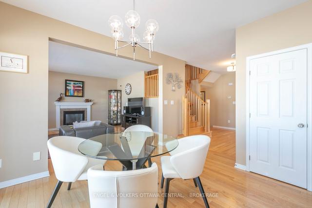 828 Kilbirnie Dr, House detached with 4 bedrooms, 4 bathrooms and 4 parking in Ottawa ON | Image 8