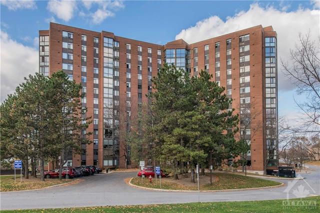 1112 - 2871 Richmond Road, Condo with 2 bedrooms, 2 bathrooms and 1 parking in Ottawa ON | Card Image
