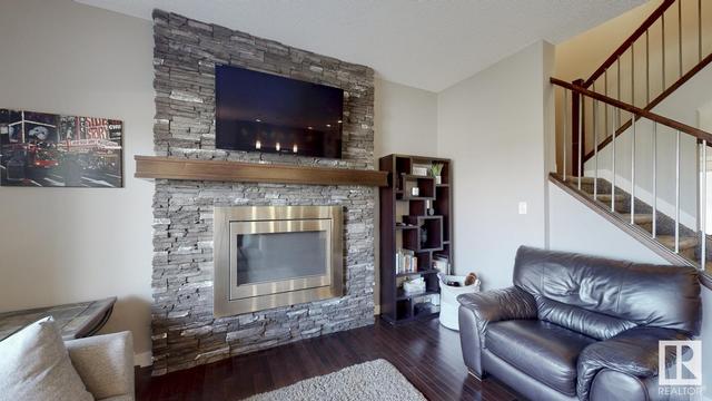 1017 Armitage Cr Sw, House detached with 3 bedrooms, 2 bathrooms and null parking in Edmonton AB | Image 7