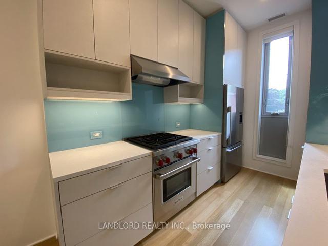 th3 - 15 Cummings St, House attached with 2 bedrooms, 2 bathrooms and 1 parking in Toronto ON | Image 21