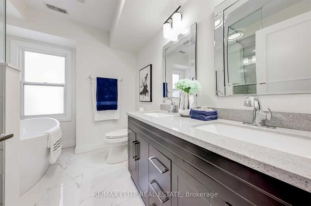 567 Pape Ave, House semidetached with 3 bedrooms, 4 bathrooms and 0 parking in Toronto ON | Image 7