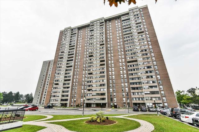 1801 - 18 Knightsbridge Rd, Condo with 3 bedrooms, 2 bathrooms and 1 parking in Brampton ON | Image 1