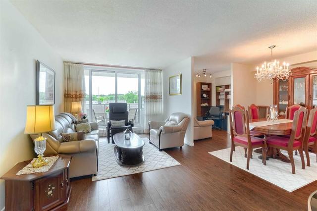 308 - 15 Torrance Rd, Condo with 2 bedrooms, 2 bathrooms and 1 parking in Toronto ON | Image 1